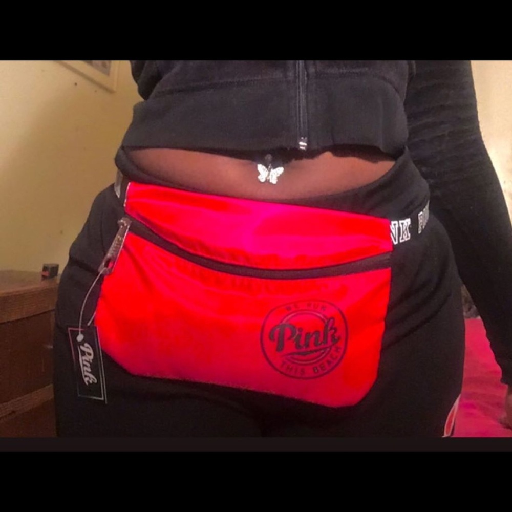 Victoria secret pink Fanny pack💕